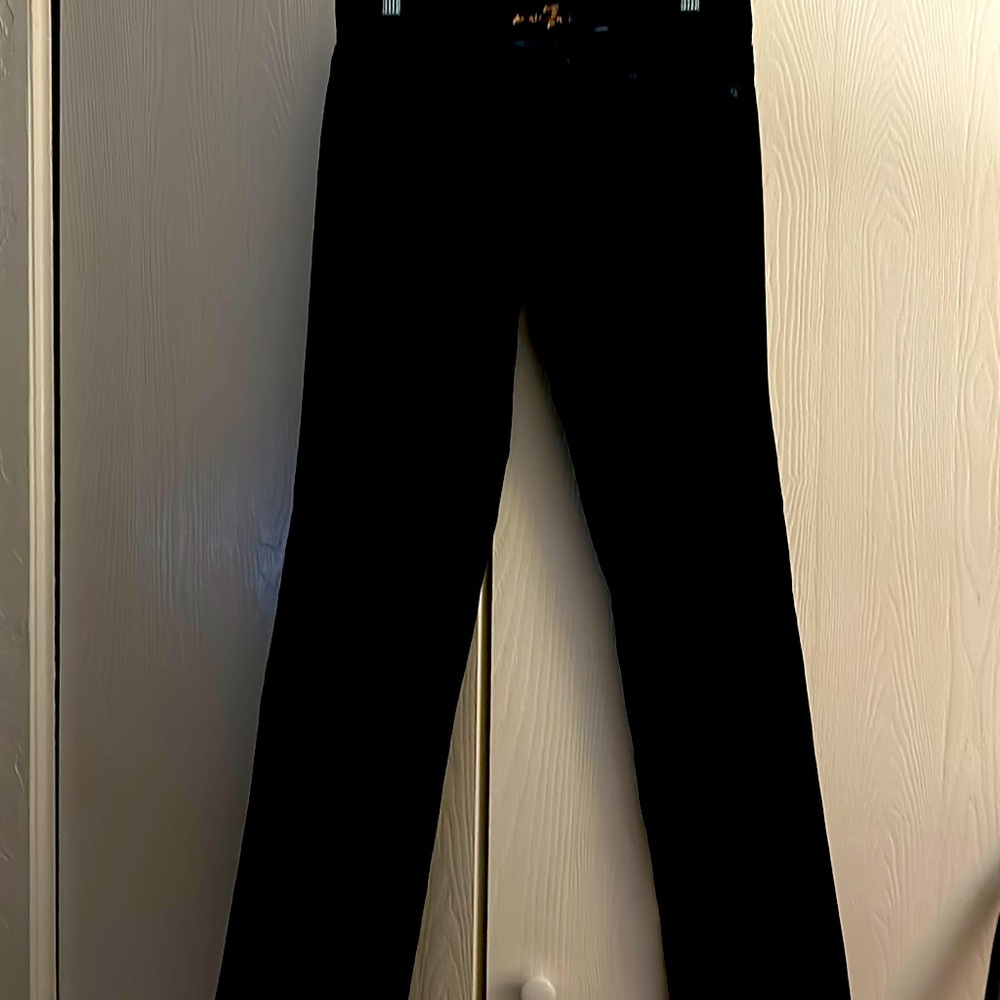 Seven For All Man Kind Straight Jean with Unique Pocket Design  size 30